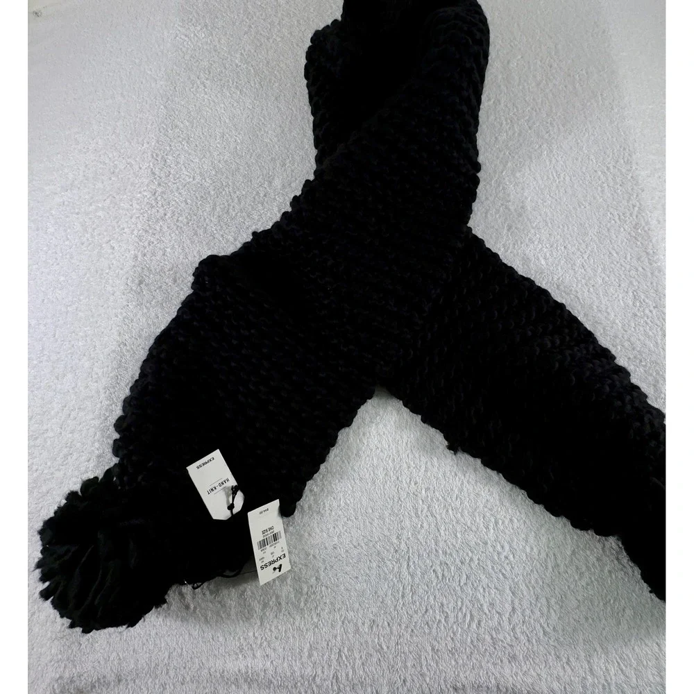Express Hand Knit Pom Scarf Neck Thick Black‎ NWT